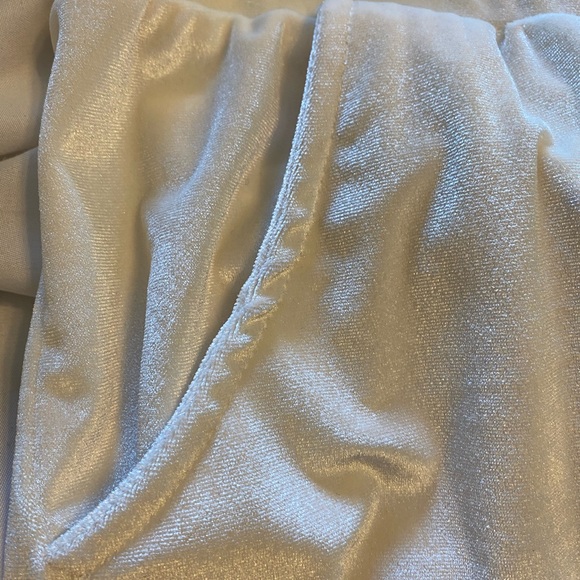 Two pieces velvet sets - Picture 8 of 8